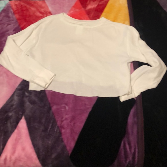 White crop top - Picture 2 of 2